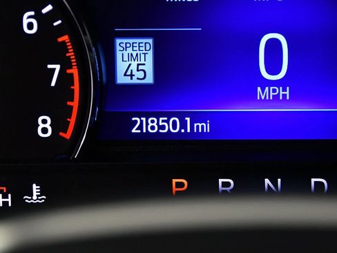 Used 2023 Ford Explorer Limited w/ Limited Technology Package image 19