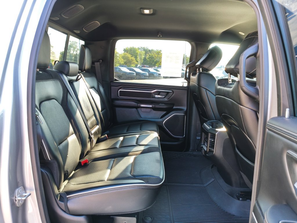 Used 2023 RAM 1500 Laramie AWD/4WD image 10
