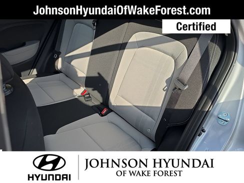 Certified 2026 Hyundai Venue SEL FWD image 21