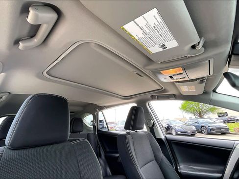 Used 2018 Toyota RAV4 XLE w/ Plus Extra Value Package image 13