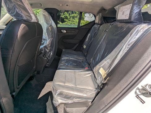 New 2026 Volvo XC40 B5 Plus w/ Protection Package Premier image 19