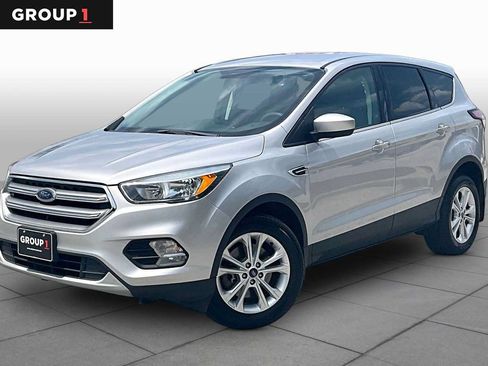 Used 2017 Ford Escape SE AWD/4WD image 1