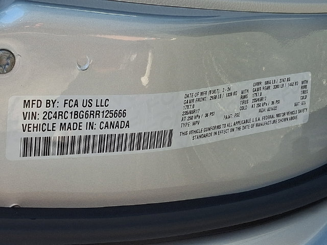 Used 2024 Chrysler Pacifica Touring-L FWD image 29