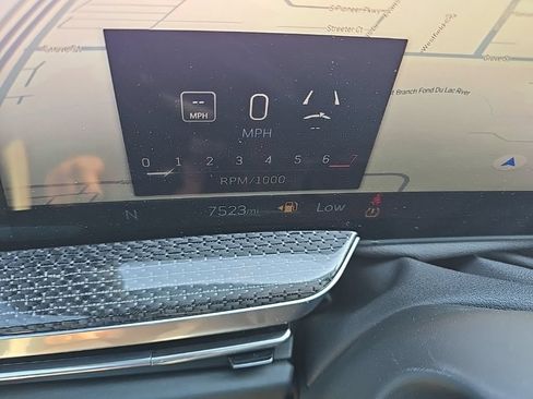 Used 2026 Cadillac Escalade V AWD/4WD image 31
