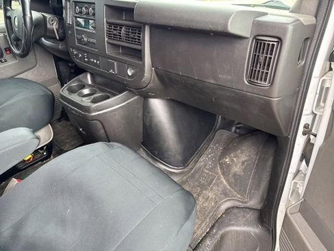 Used 2021 Chevrolet Express 2500 w/ Driver Convenience Package RWD image 24