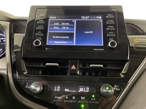 Used 2024 Toyota Camry SE image 23