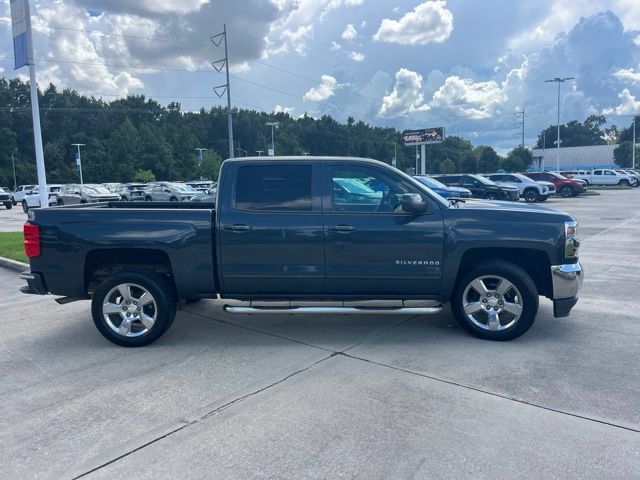 Used 2018 Chevrolet Silverado 1500 LT w/ Texas Edition RWD image 8