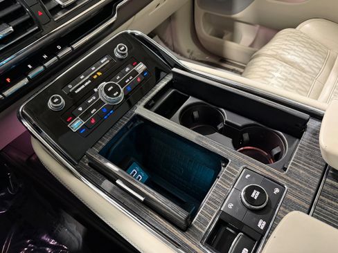 Used 2019 Lincoln Navigator Black Label w/ Cargo Package image 20