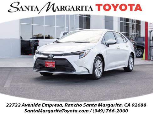 Certified 2026 Toyota Corolla LE w/ LE Premium Package FWD image 1