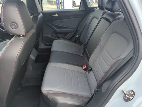Used 2025 Volkswagen Jetta GLI Autobahn FWD image 30