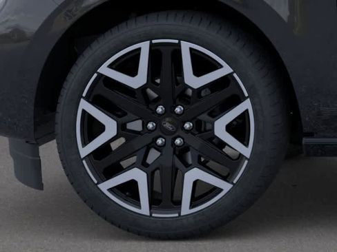 New 2026 Ford Expedition Platinum AWD/4WD image 19