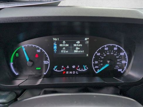 Used 2023 Ford Maverick XLT image 11