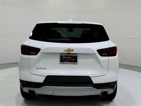 Used 2025 Chevrolet Blazer LT FWD image 7