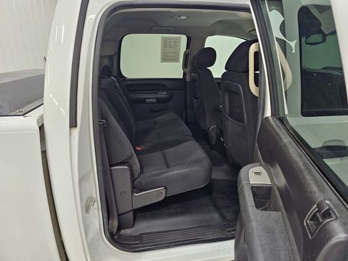 Used 2011 Chevrolet Silverado 1500 LT w/ All-Star Edition image 17