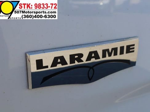 Used 2015 RAM 1500 Laramie AWD/4WD image 23