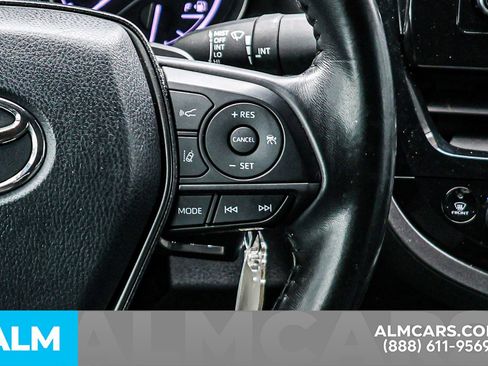 Used 2022 Toyota Camry SE image 29