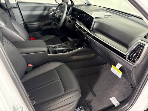 New 2026 Kia Sorento S AWD/4WD image 17