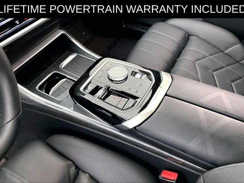 Used 2026 BMW 740i RWD image 17
