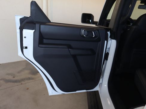 New 2025 Ford Bronco Outer Banks image 33