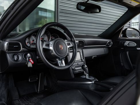 Used 2011 Porsche 911 Turbo S AWD/4WD image 4