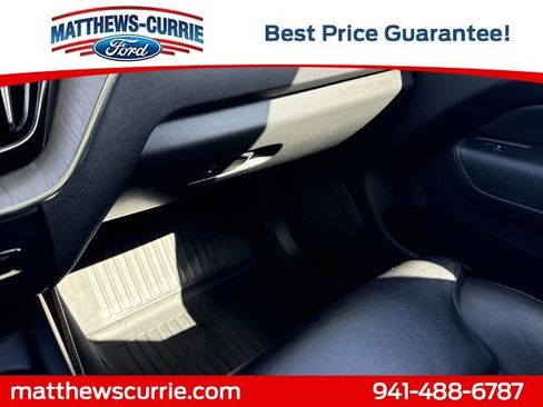 Used 2018 Volvo XC60 T5 Inscription w/ Convenience Package image 22