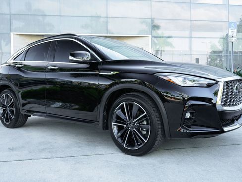 Used 2025 INFINITI QX55 Luxe w/ Cargo Package image 3