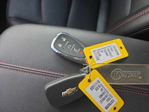 Used 2024 Chevrolet Equinox RS w/ RS Leather Package image 30