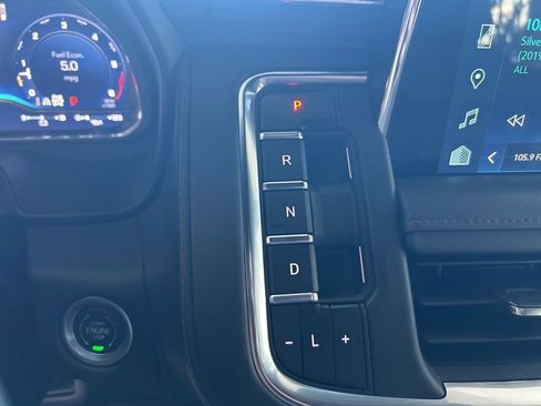 Used 2023 Chevrolet Suburban High Country w/ Max Trailering Package image 9