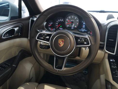 Used 2015 Porsche Cayenne S AWD/4WD image 16