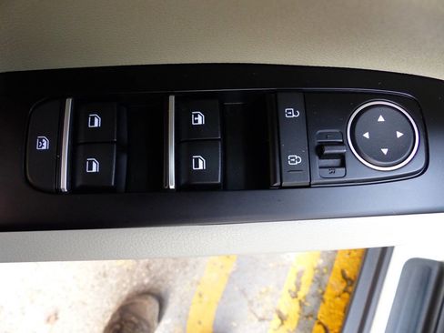 Used 2022 Kia Soul LX image 17