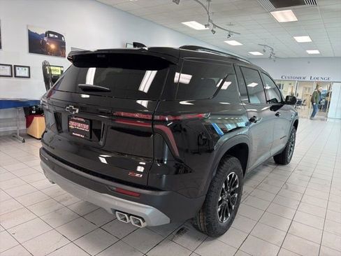 New 2026 Chevrolet Traverse Z71 w/ Enhanced Driving Package AWD/4WD image 5