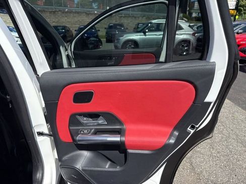 Used 2023 Mercedes-Benz GLA 45 AMG 4MATIC image 37