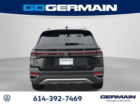 New 2026 Volkswagen Taos SEL image 10