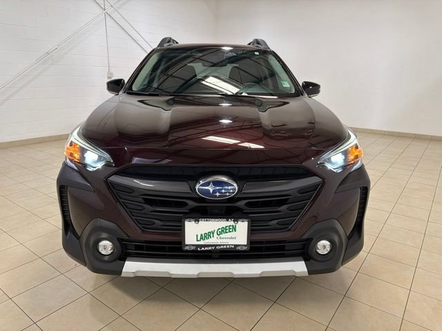 Used 2025 Subaru Outback Limited AWD/4WD image 9