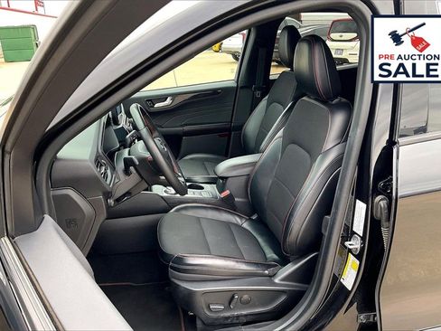 Used 2023 Ford Escape ST-Line image 24