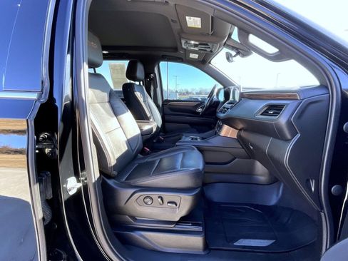 Used 2021 Chevrolet Tahoe High Country image 16