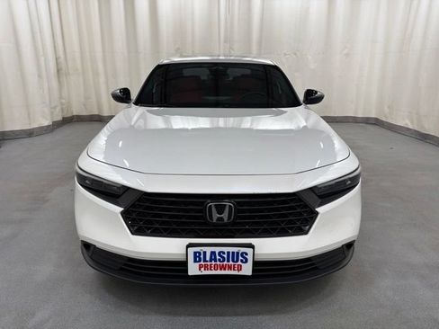 Used 2025 Honda Accord Sport image 8