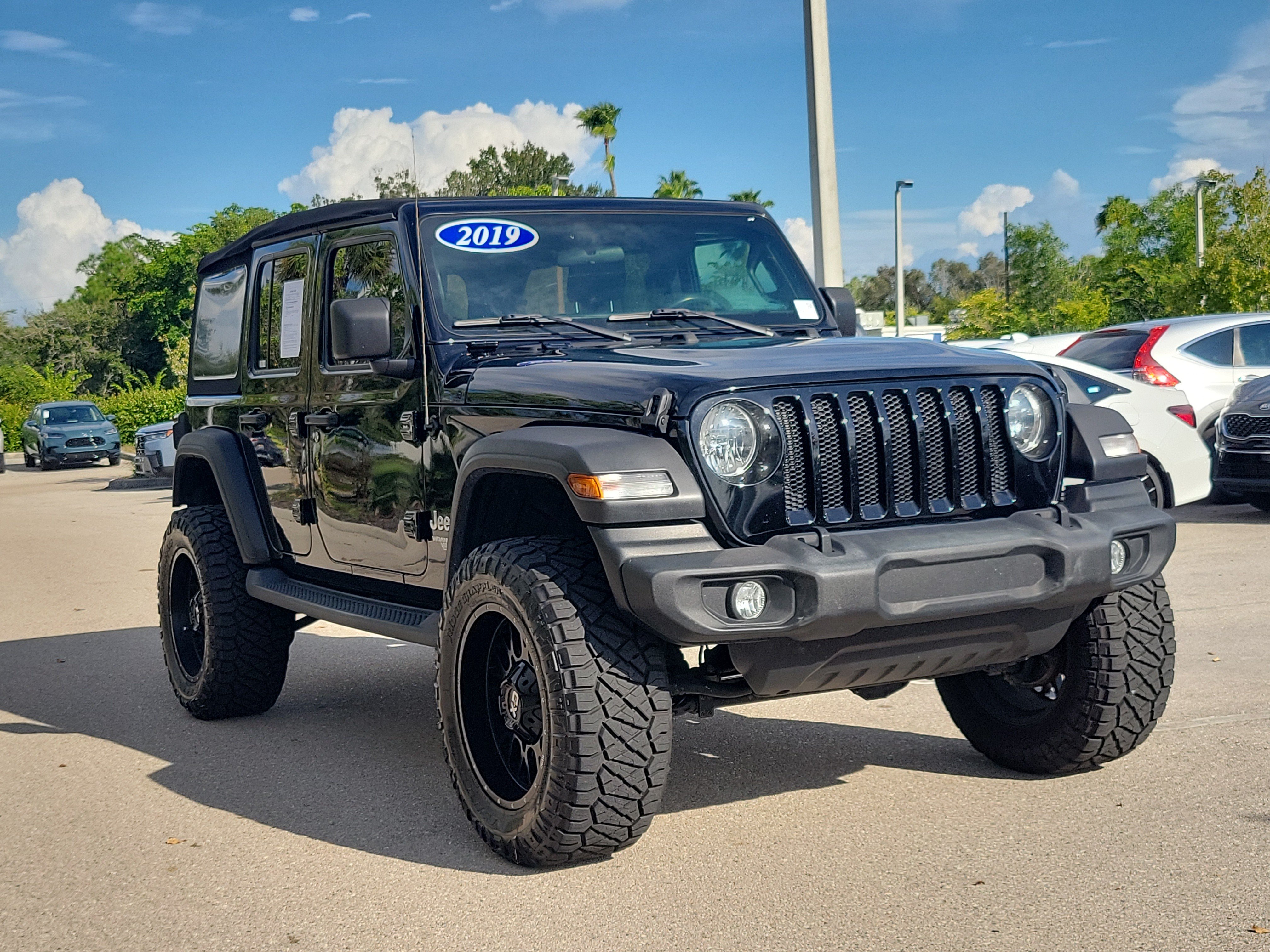 Used 2019 Jeep Wrangler Unlimited Sport S AWD/4WD image 31