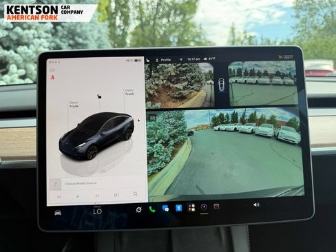 Used 2024 Tesla Model Y Long Range AWD/4WD image 23