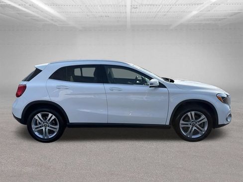 Used 2019 Mercedes-Benz GLA 250 4MATIC image 12