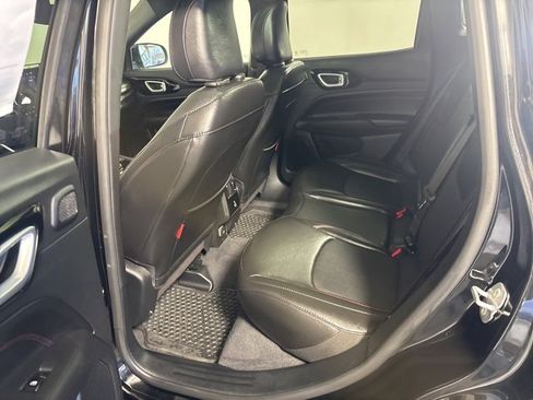 Used 2023 Jeep Compass Trailhawk w/ Sun and Sound Group image 23