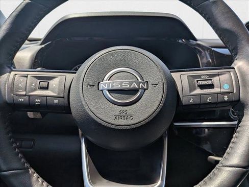 Used 2024 Nissan Pathfinder SL image 15