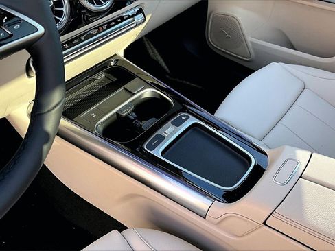 New 2026 Mercedes-Benz GLA 250 4MATIC image 8