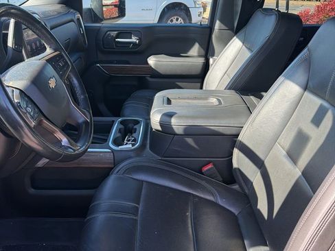 Used 2020 Chevrolet Silverado 2500 High Country w/ Technology Package image 16