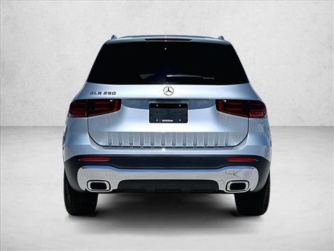 New 2026 Mercedes-Benz GLB 250 image 4