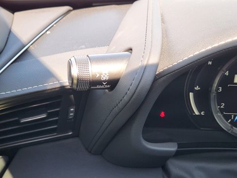 Used 2024 Lexus LC 500 Convertible w/ Touring Package image 39