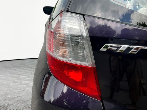 Used 2013 Honda Fit Sport image 23