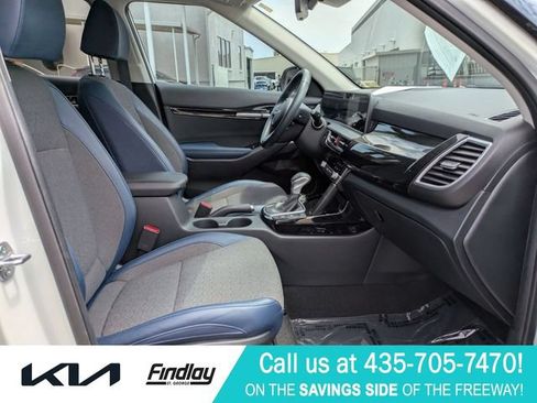 Certified 2025 Kia Seltos S AWD/4WD image 31