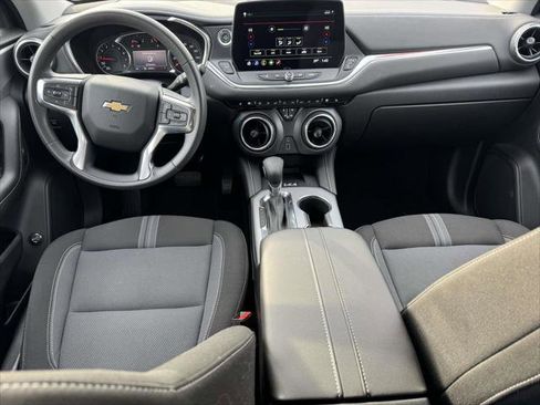 Used 2023 Chevrolet Blazer LT w/ Convenience Package image 12