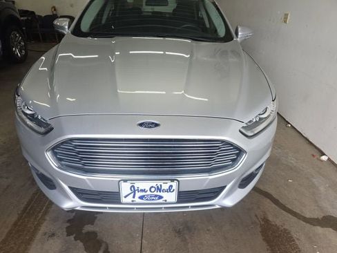 Used 2014 Ford Fusion SE w/ Equipment Group 201A image 20